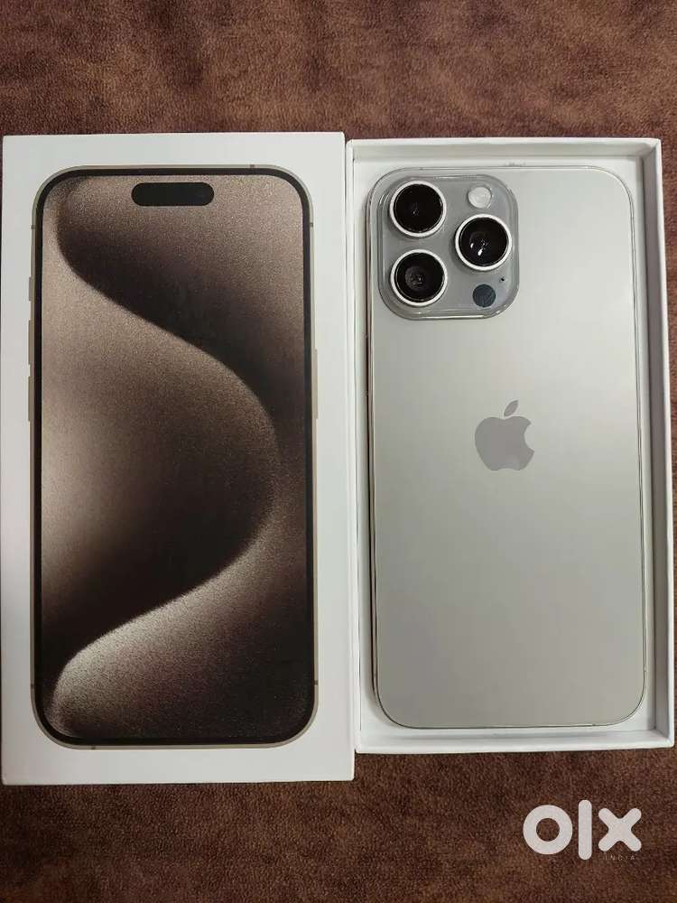 Year start sale IPhone 15 pro max Refurbised  Available 256 GB