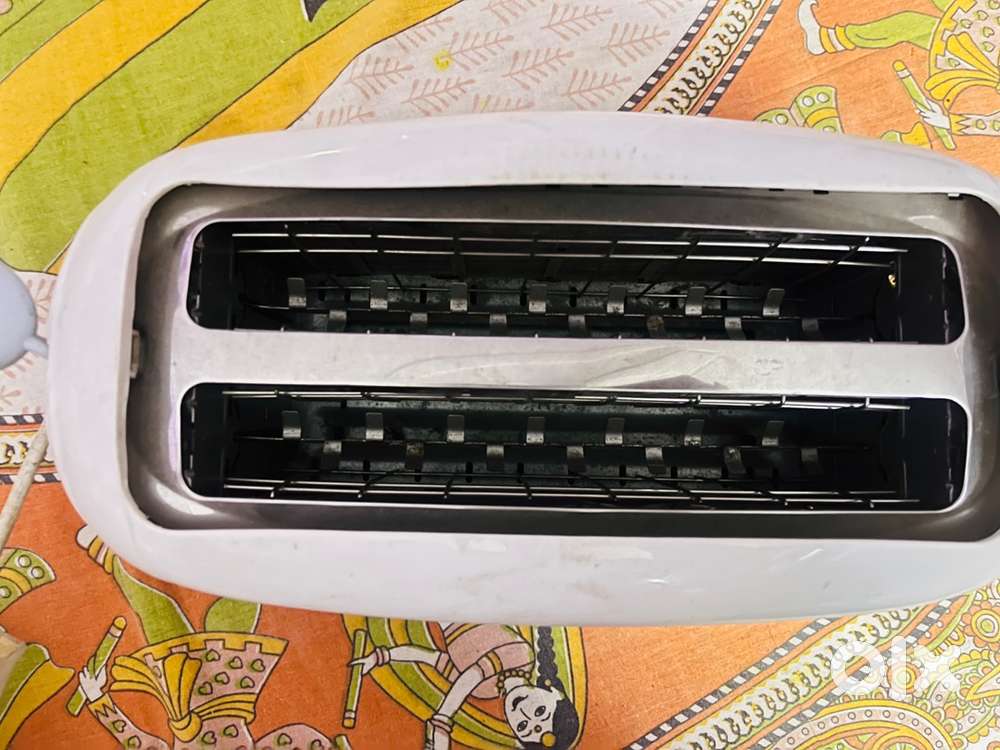 New unused morphy richards toaster