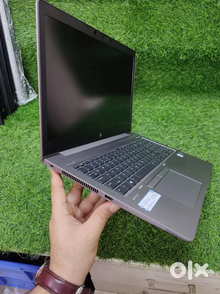 HP ZBook Firefly G7 Touch i7 10th 16GB  512GB  4GB Quadro  15.6