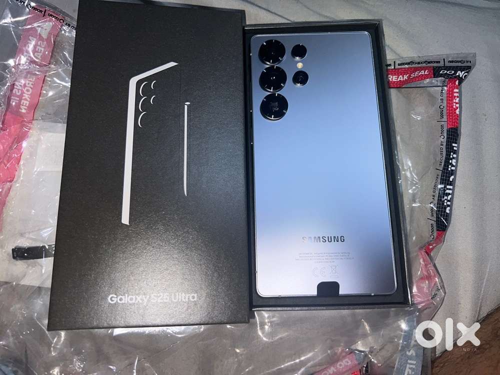 Brand new S25 ultra 256 gb blue colour middle east version