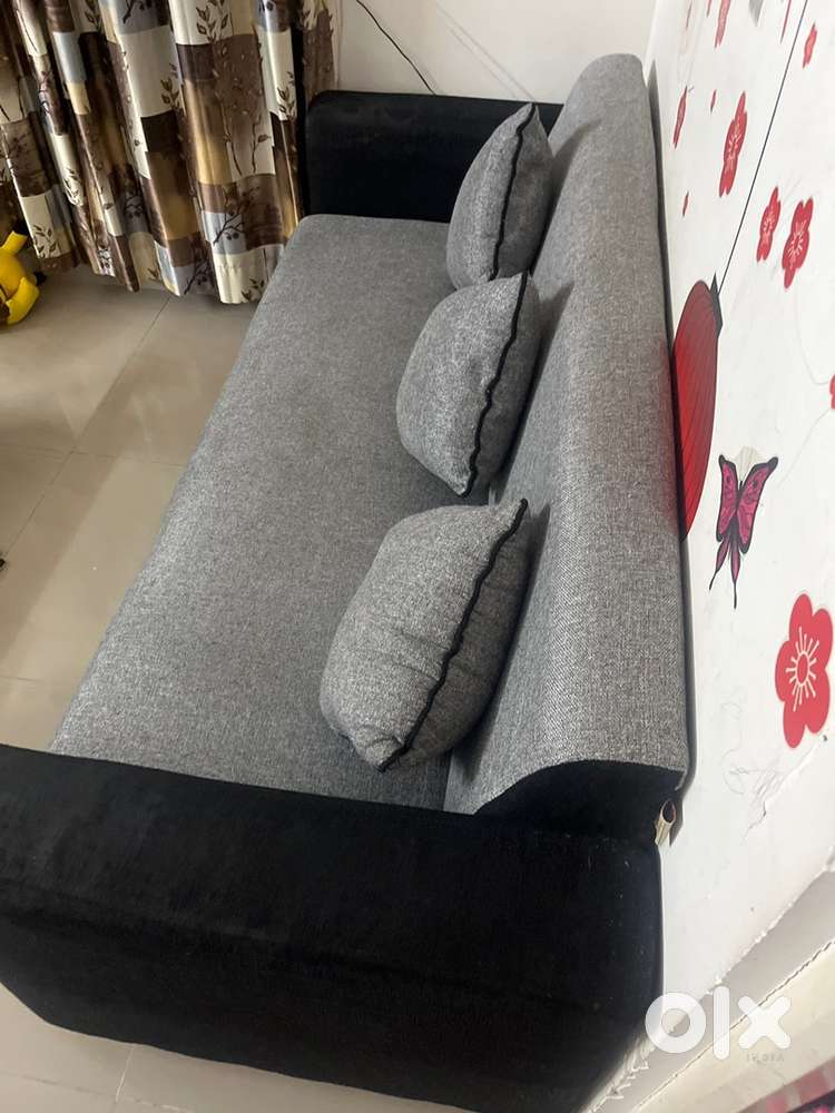 3 seater Sofa with Cushions