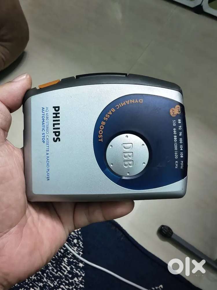 Philips walkman ,stereo cassatte radio player,music player, fm radio