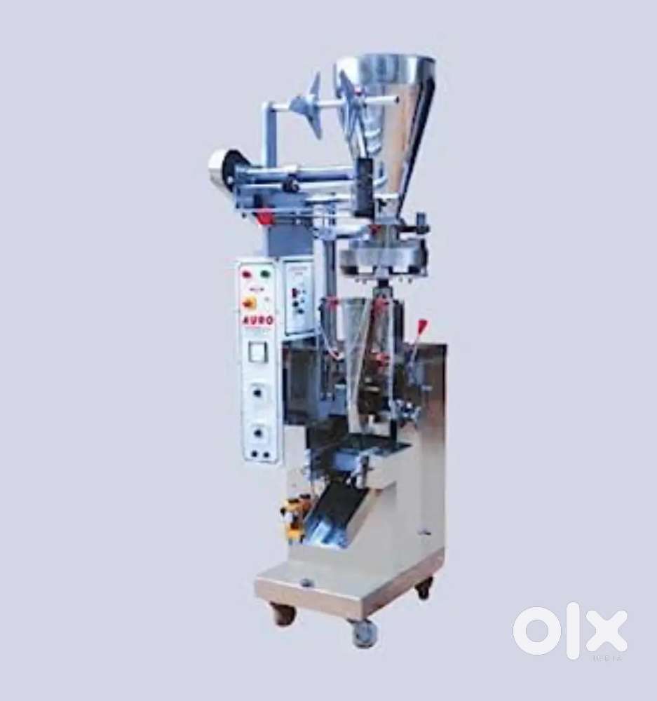 Automatic pouch packing machine