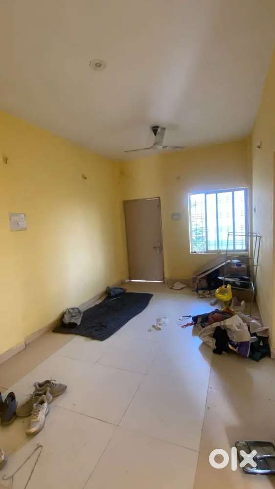 Urgent need room partner full indipendent boy girls