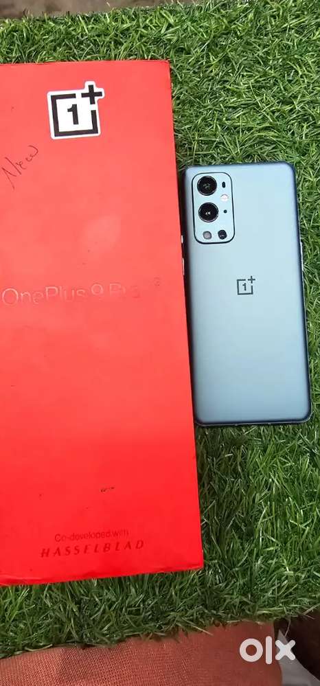 Oneplus 9pro 12gb ram 256gb rom curve display  at 17,999 only