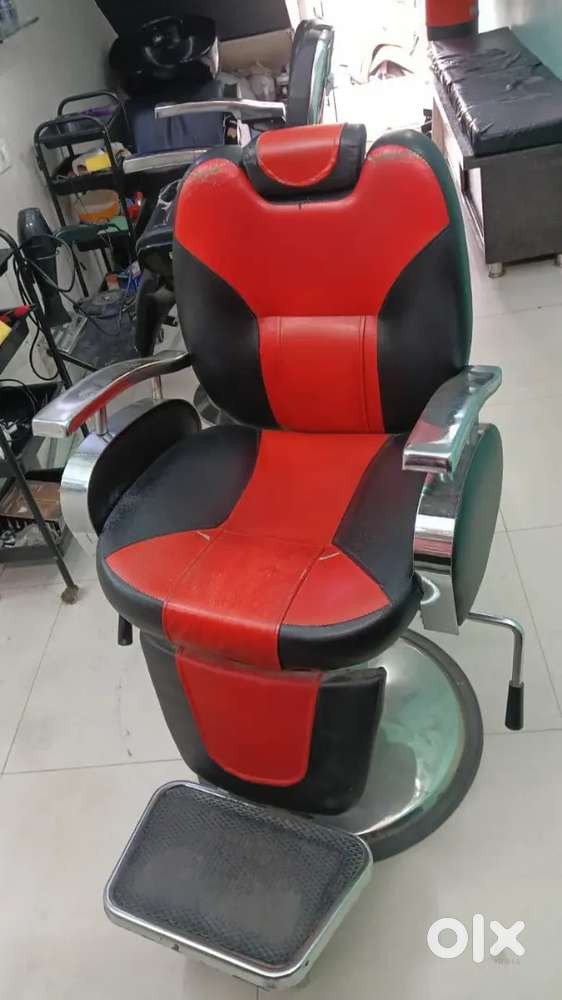 I need barbar for mens saloon I'm opening in shalibanda who agree50/50