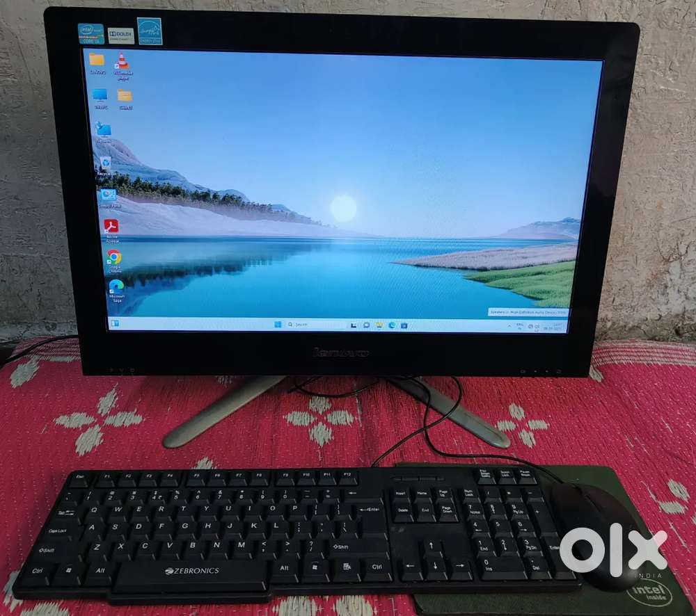 Lenovo All-in-One Core i3 8GB 500GB PC