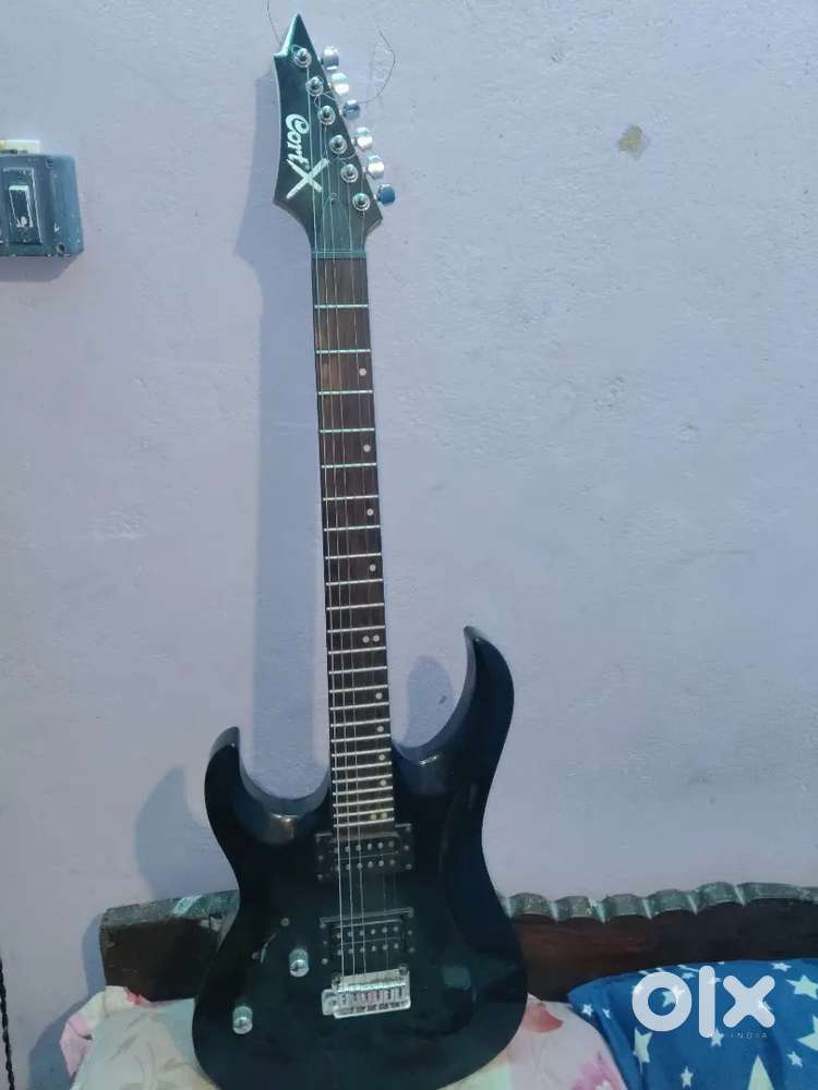 CORT X100 left handed 6string electric guitar...