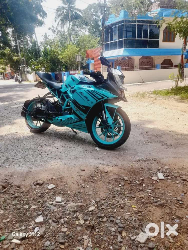 R. C 200 ktm