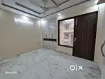 2bhk for rent in mansarover garden in prime location