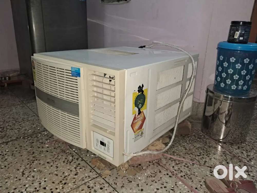 Voltas 1.4 ton 5 star Window AC (rarely used, bought in June 2021)