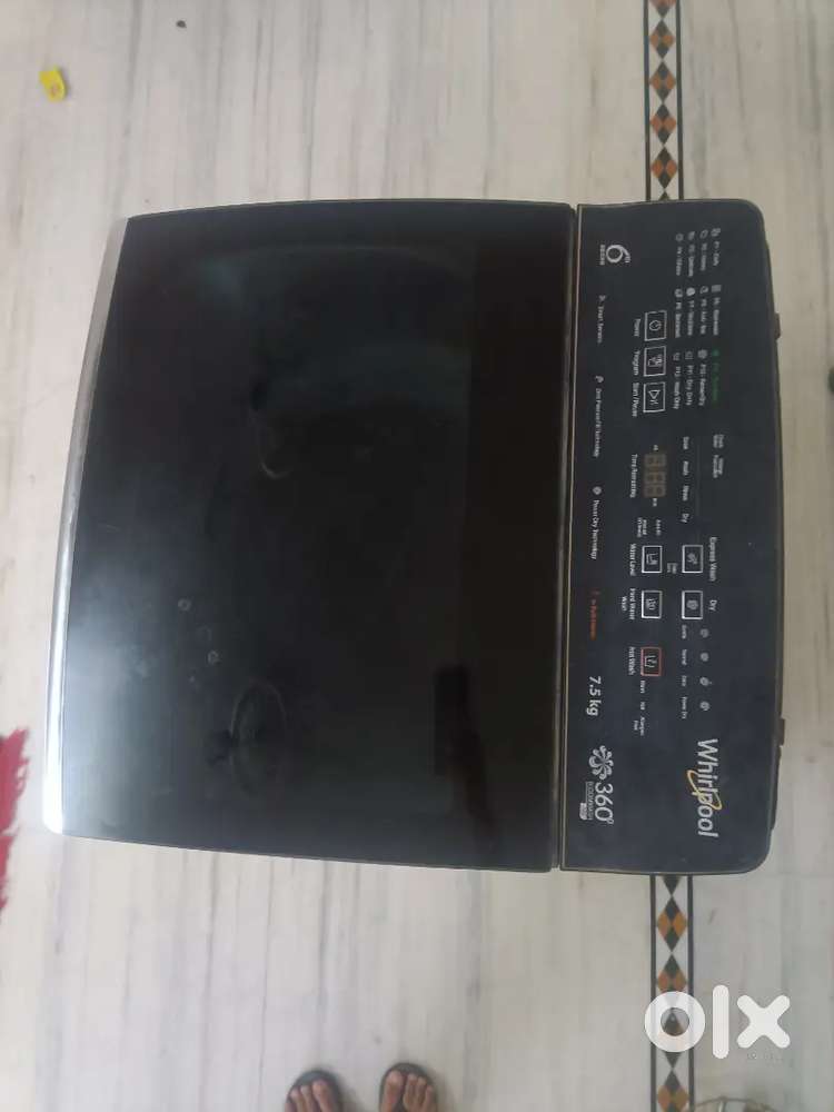 Whirlpool 7.5kg 6th sense 360 Bloomwash pro fully automatic