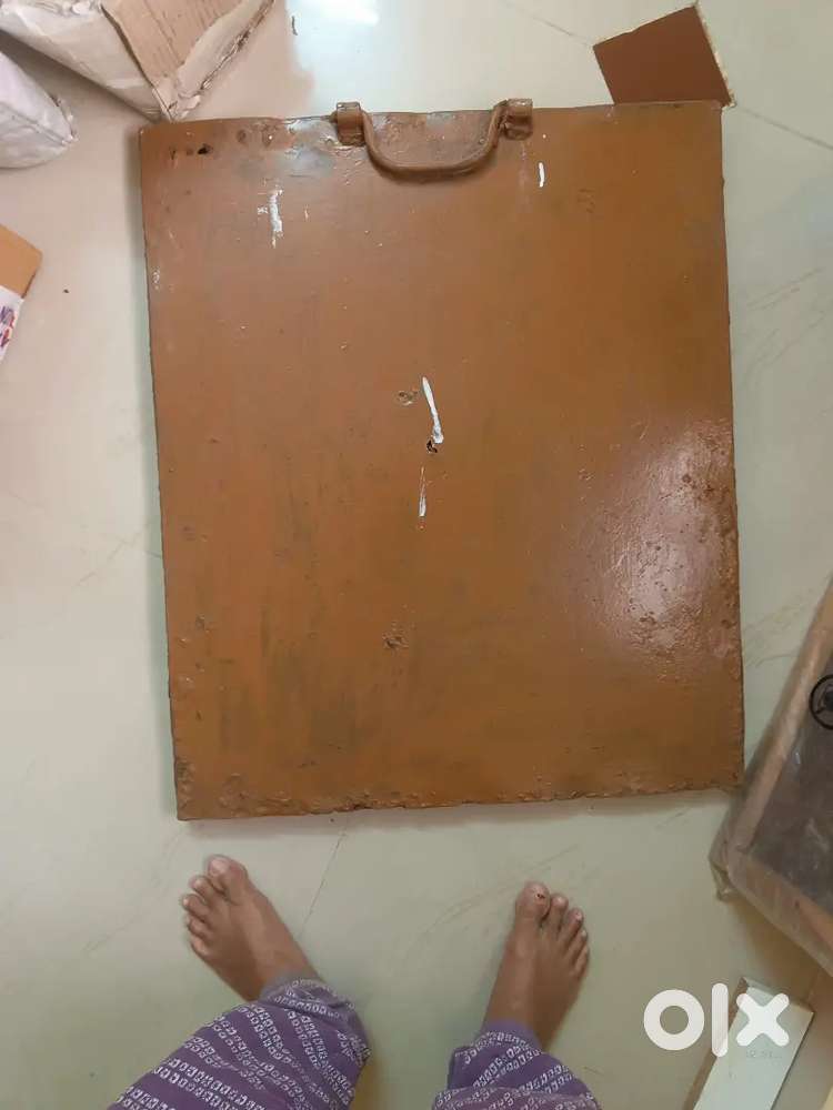 પાણીની ટાંકીનું ઢાંકણું લોખંડનું