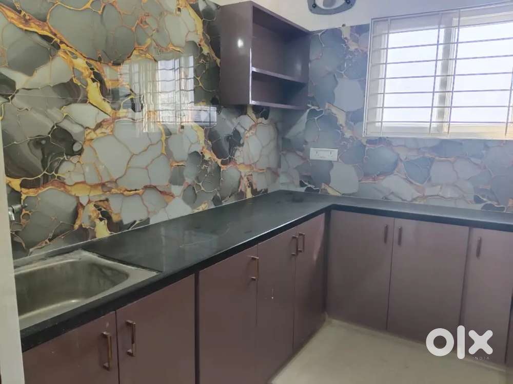 2bhk semi furnished flat for rent in gopan Pally