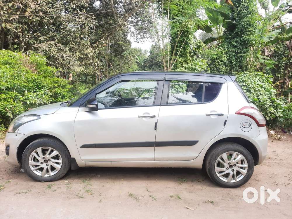 Maruti Suzuki Swift 2012 CNG & Hybrids Well Maintained