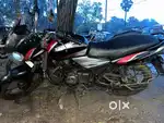 Discover 100 cc red and black color
