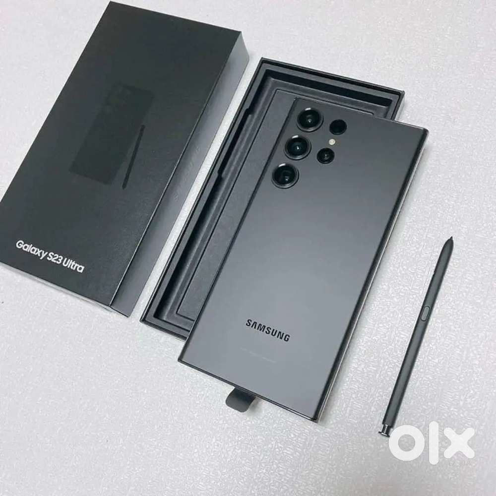 Selling my 6 month old Samsung s23ultra black colour need urgent money