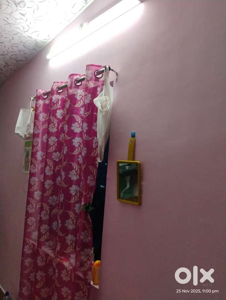 Need a female roommates