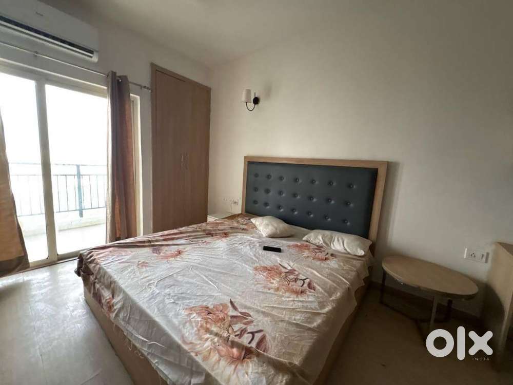 FULLY FURNISHED STUDIO APARTMENT FOR RENT IN NIMBUS GOLDEN PALM IN 168