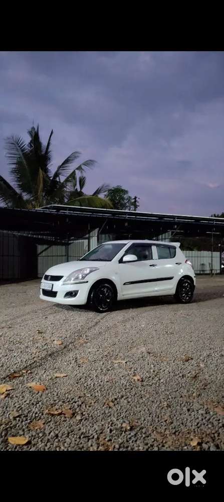 Maruti Suzuki Swift 2012