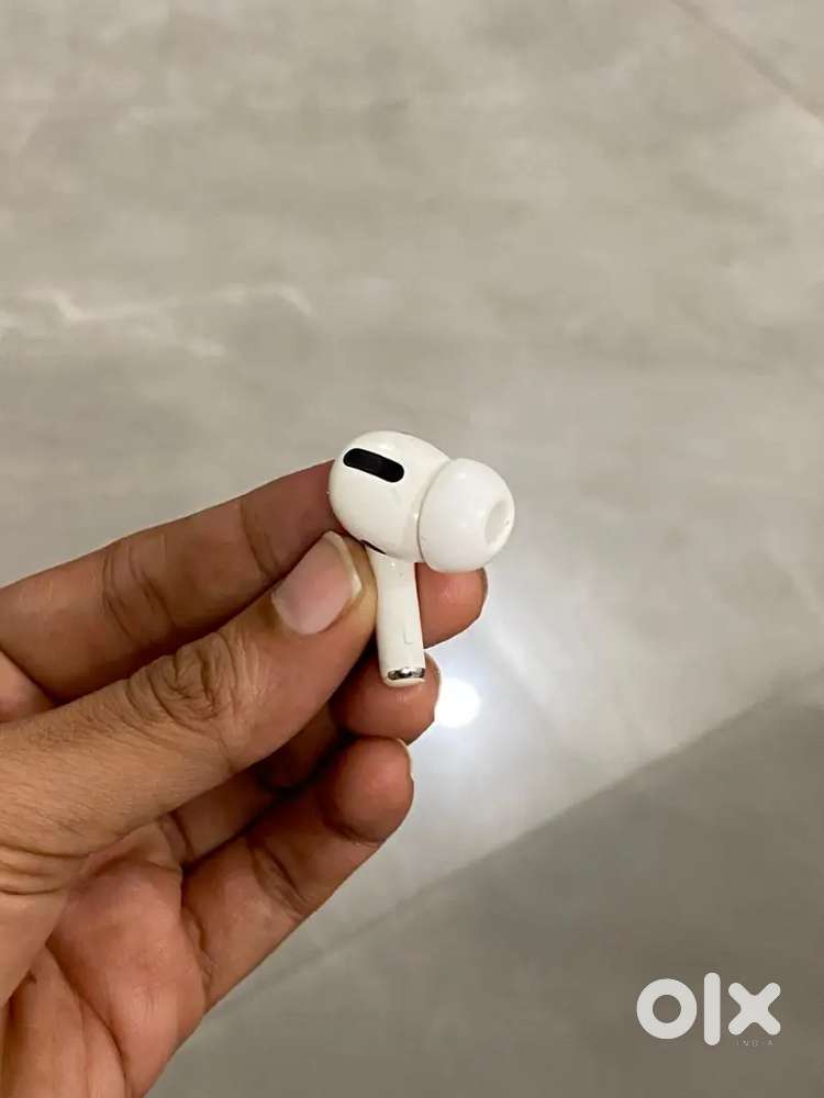 Airpod Pro Left Side