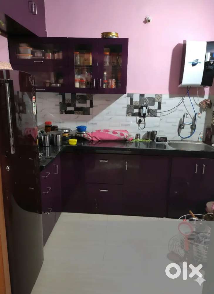 1 BHK Semi furnished Flat