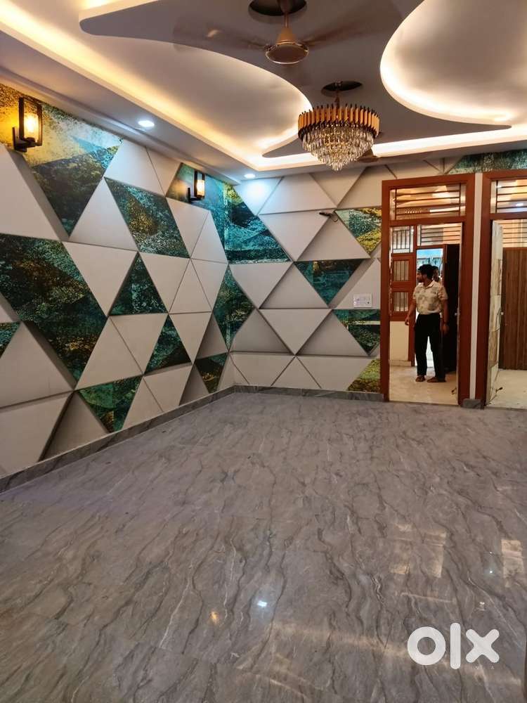 3bhk semi furnished flat