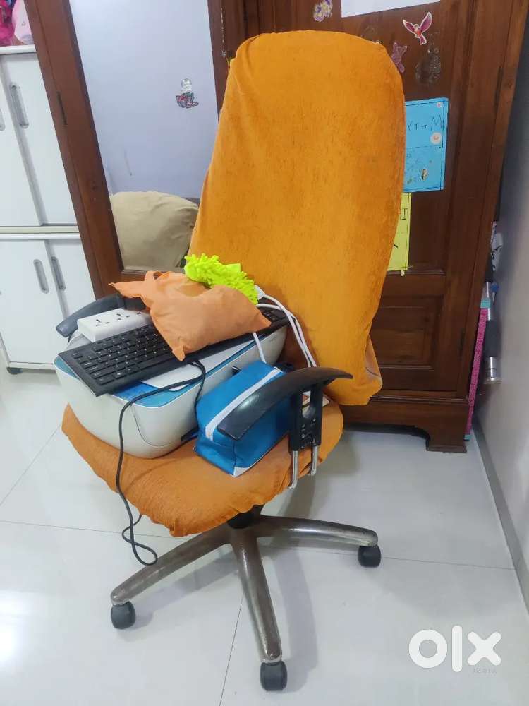Computer chair