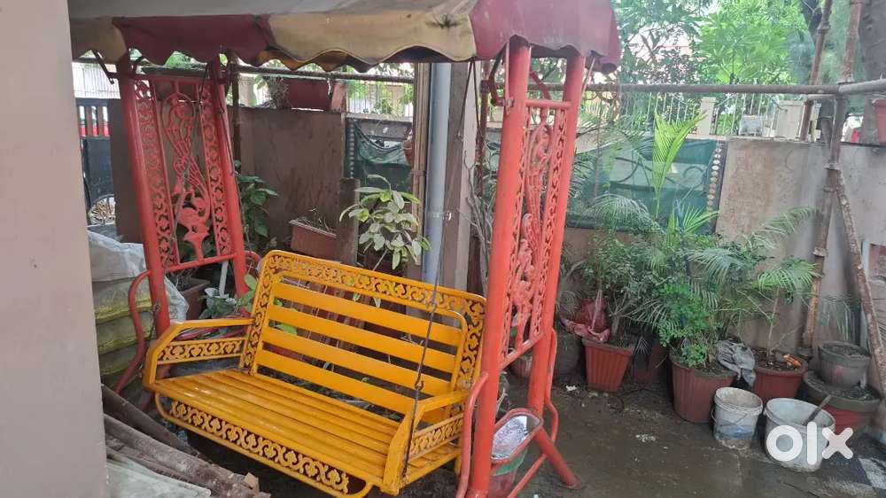 3 seater swing set