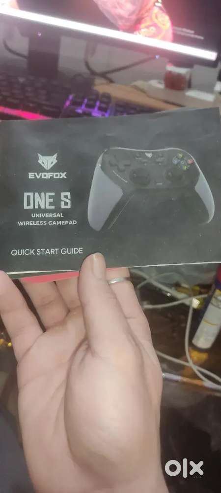 Evofox one s controller only 2 months old with box and warranty
