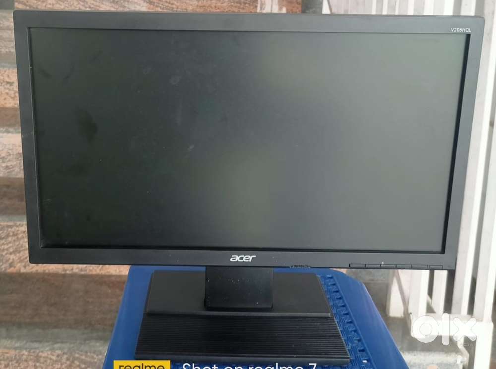 Computers, monitors, keyboard, cpu, speakers and cctv cameras