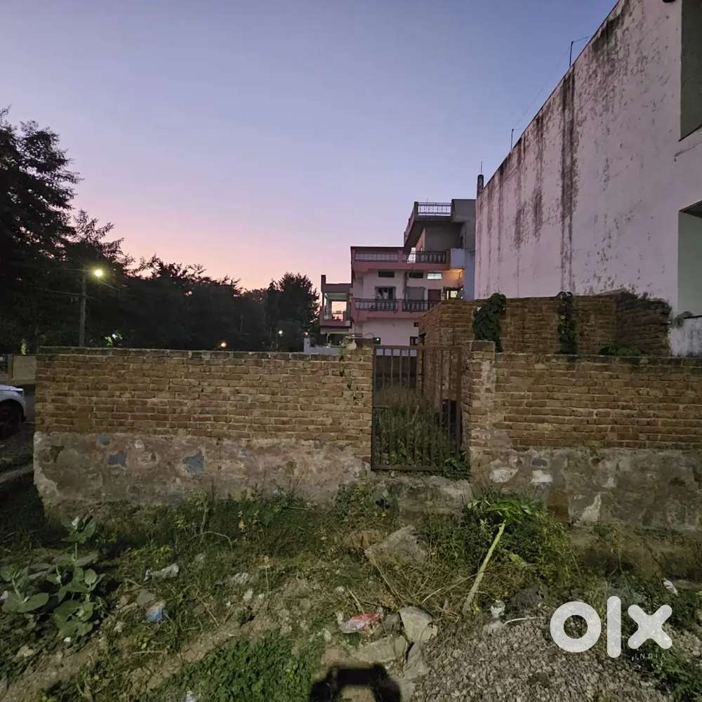 PARK FACING,CORNER PLOT IN SURYANAGAR B BLOCK 30*45