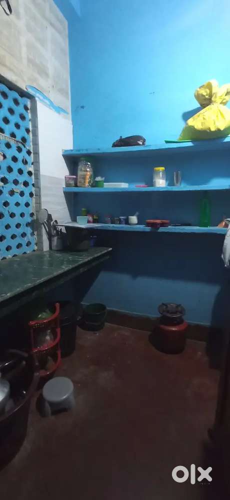 Sharing room for girls