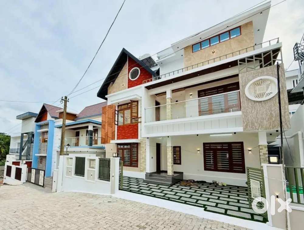 POSH VILLA KAKKANAD THEAVAKKAL NEAR VIDYODAYA SCHOOL