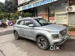 Hyundai Venue 2019 Petrol November ki 0 kam