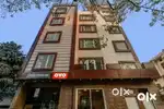 HOTEL में लड़के और लड़कियों की जरूरत है संपर्क करें: HR-SUPRIYA MA'AM