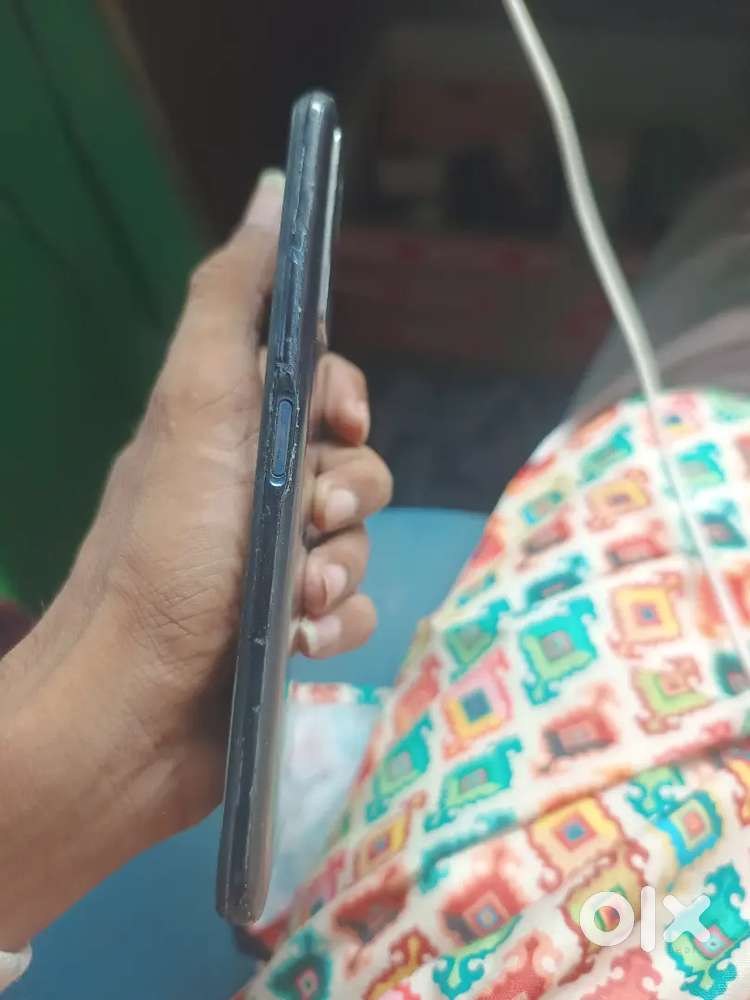 Vivo y31 6 128 only phone