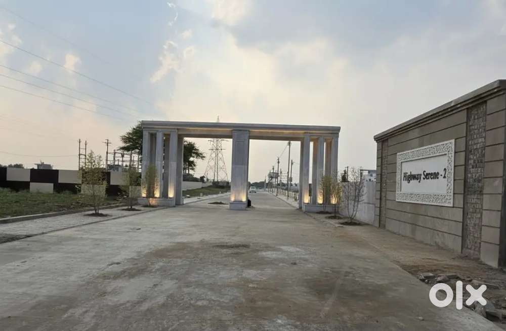 All Size Plots & Row House Available