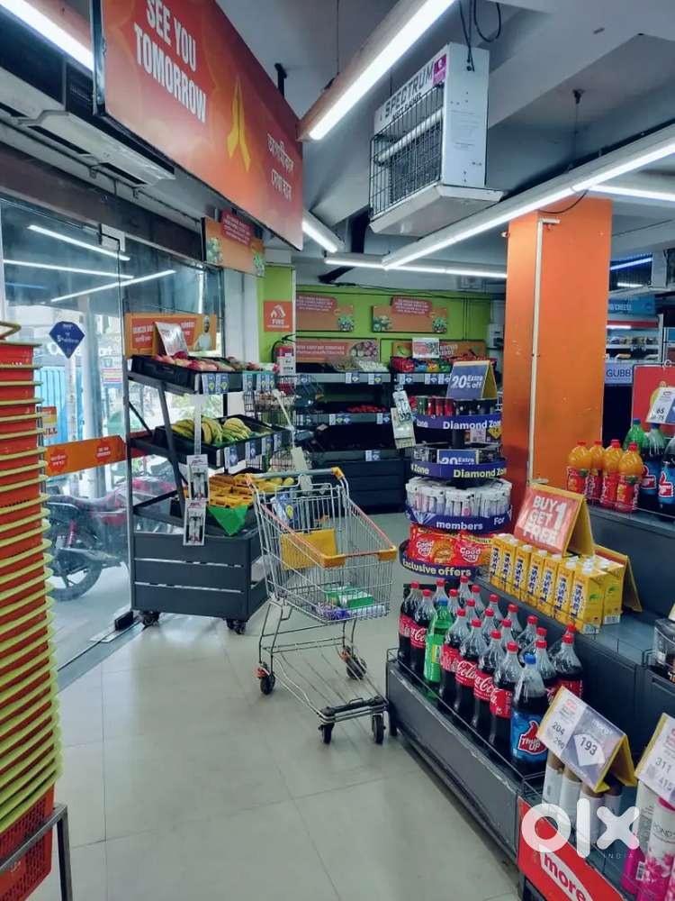 Comercial property for rent at chinerperk atghora location