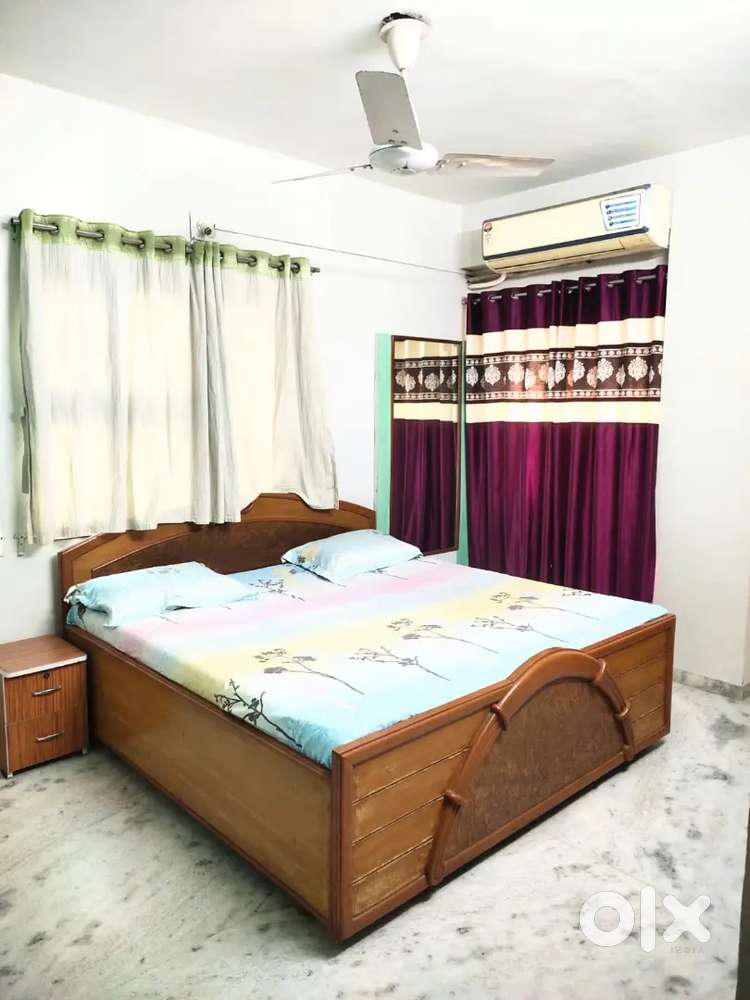 Searching for Flatemate