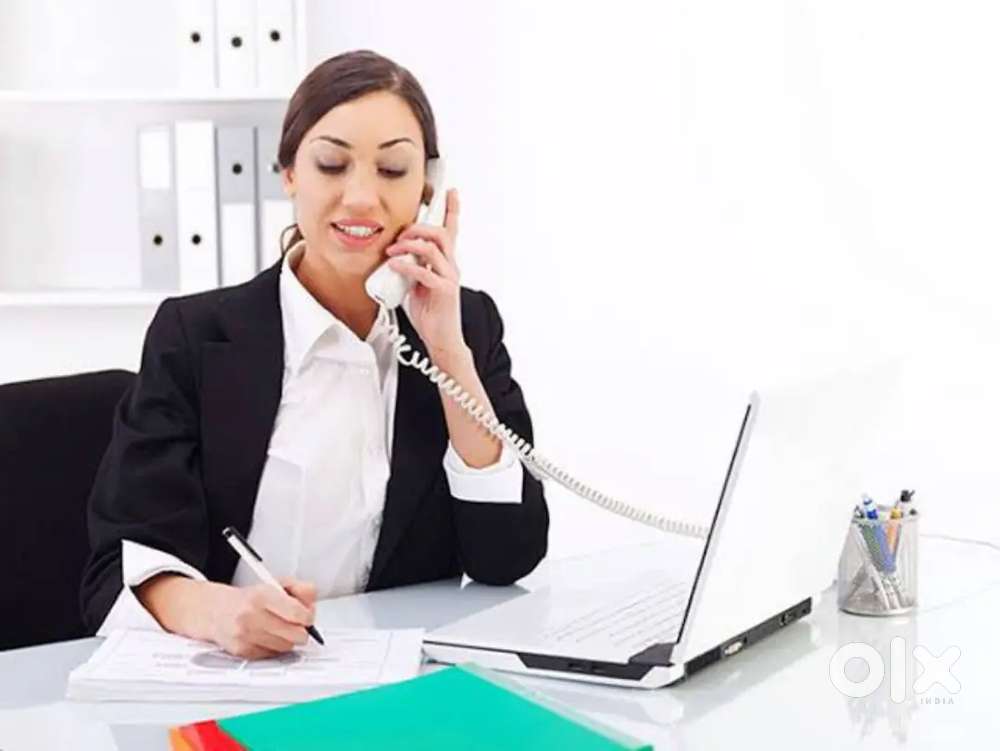 FEMALE RECEPTIONIST (MARRIED)