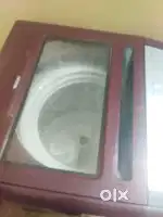 Whirlpool washing machine with stand