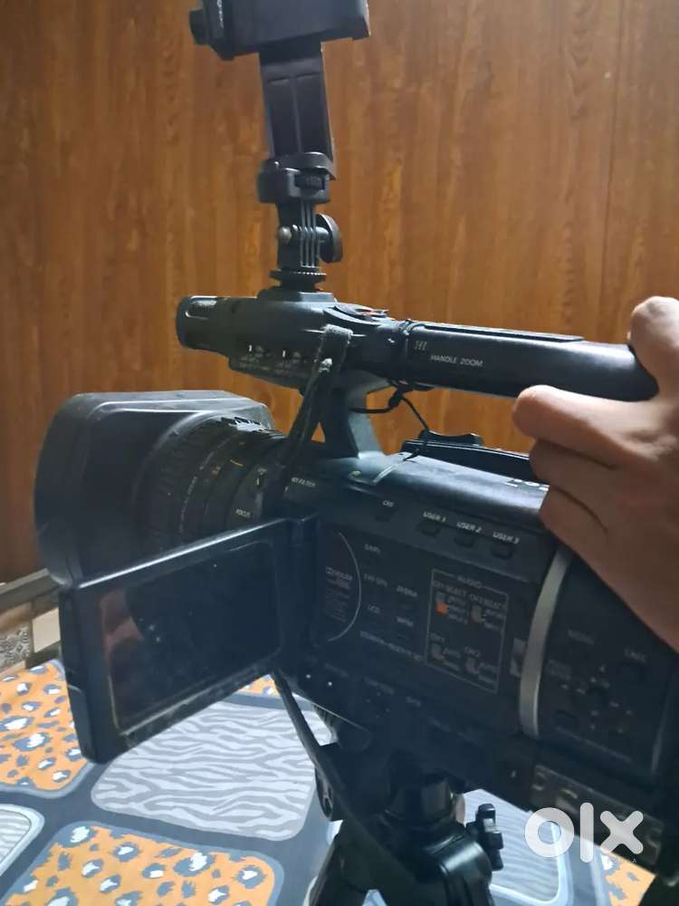 Urgent sale of Panasonic Camcorder For Live Streaming & Videography