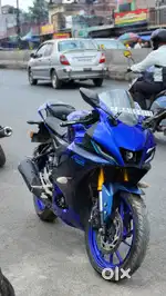 Yamaha R-15 V.4 well maintained used bike