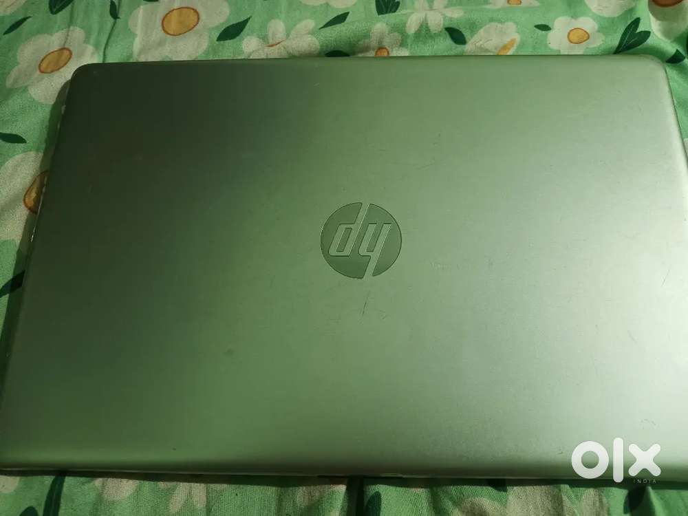 HP Laptop 15 da series' i3 7tg Gen with 256 SSD and 1TB HDD