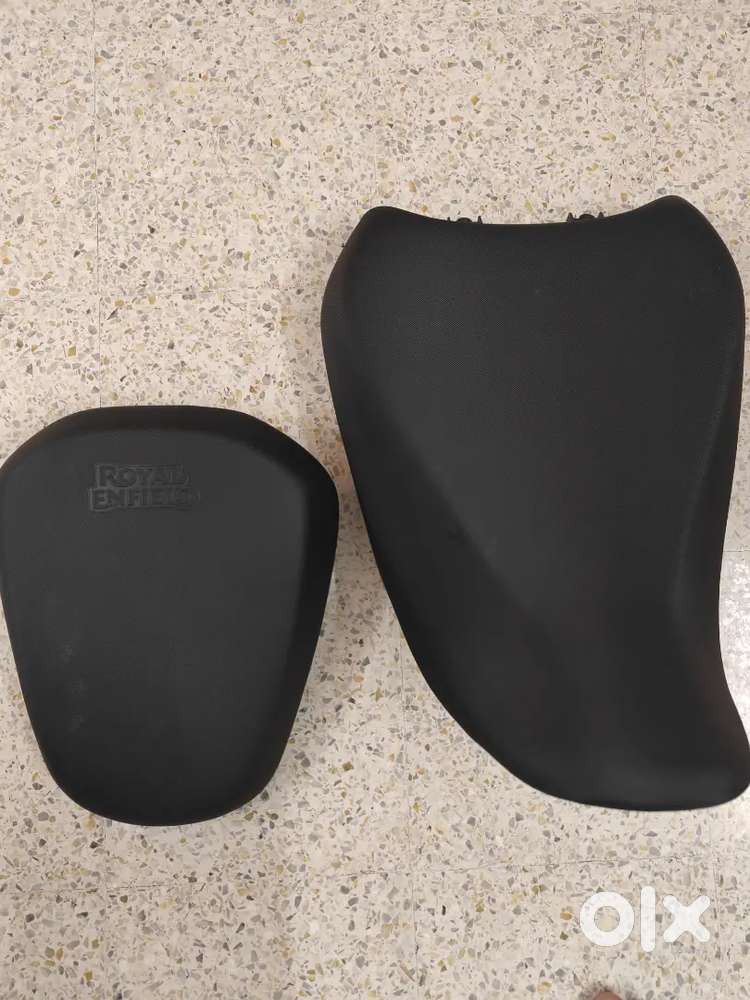 Himalyan 450 seats with leather cover