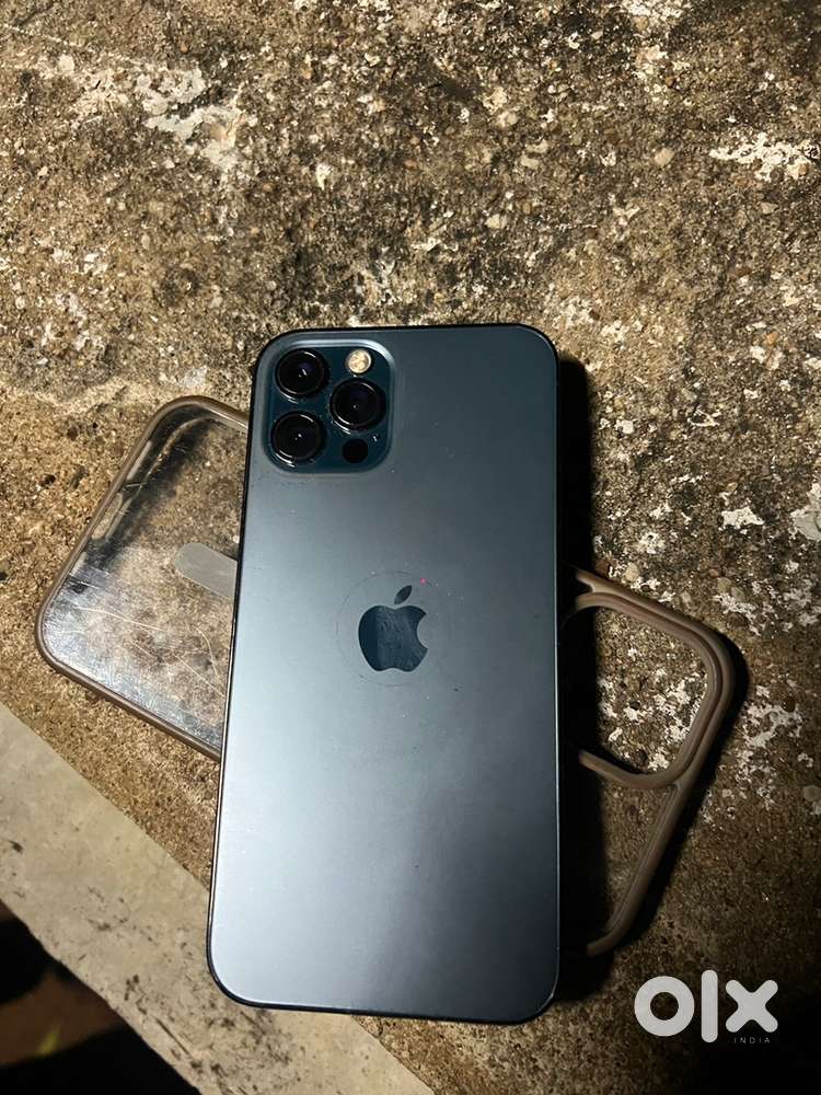Iphone 12 pro 128gb face id on true tone on