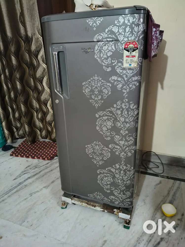 Refrigerator/Fridge