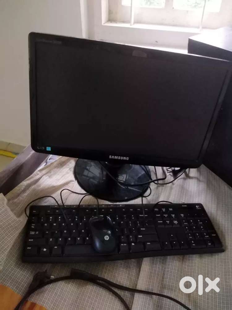 Used Samsung  led monitor, mouse and keyboard for sale