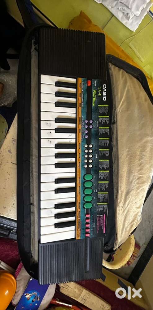 Casio keyboard (Piano)